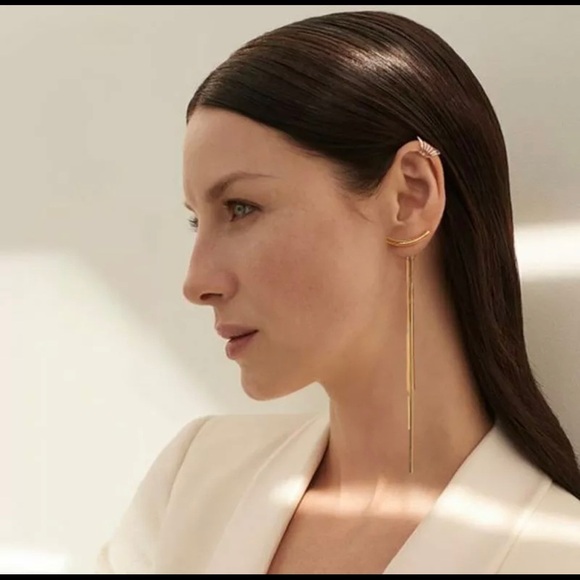 SPARKLY, SEXY & ELEGANT LONG TASSELS EARRINGS TO CALL THE ATTENTION OF EVERYONE - Picture 7 of 12